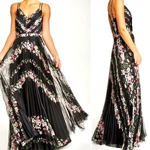 MARCHESA NOTTE Pleated Chiffon Floral Gown Maxi Dress Size 2 NWT Retail $795